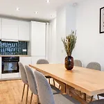 Sublime Apartment 2Br 8P Near Eiffel Tower